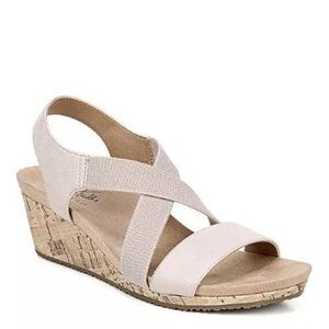 LifeStride Women's Mexico Wedge Sandal Blush Size 7.5W